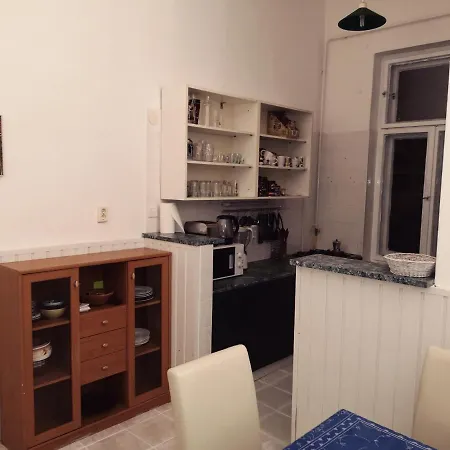 Sunshine Apartman Bed & Breakfast Segedín